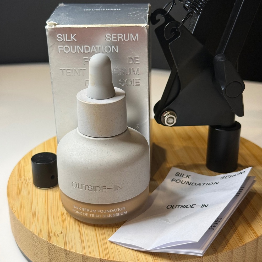 Outside-In • Silk Serum Foundation • 160 Light Warm • 1 fl oz • New in Ugly Box